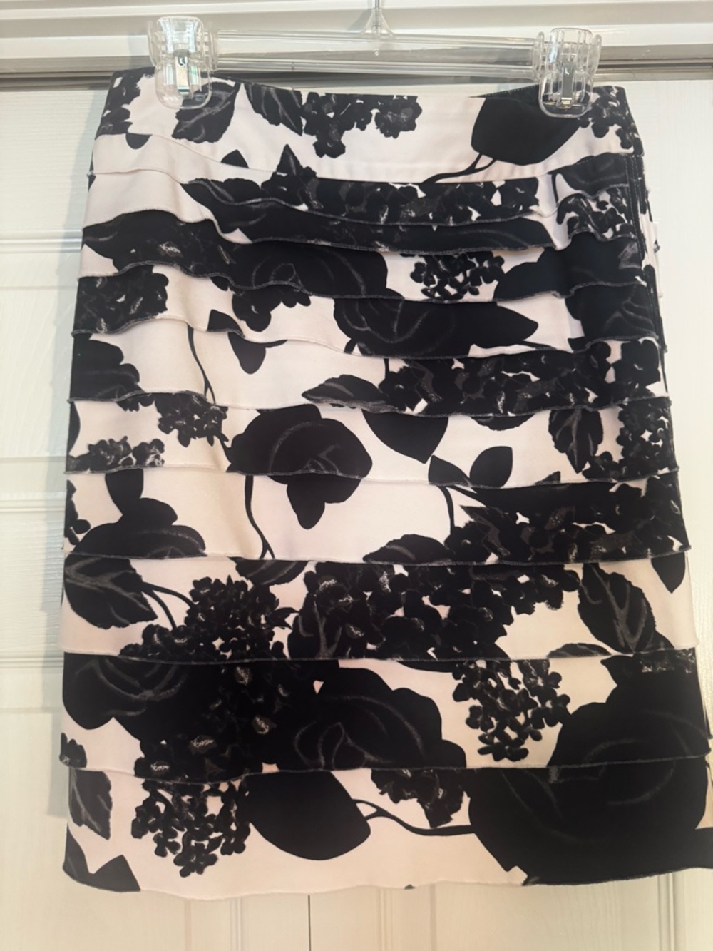 White House Black Market Floral Tiered Skirt 4
